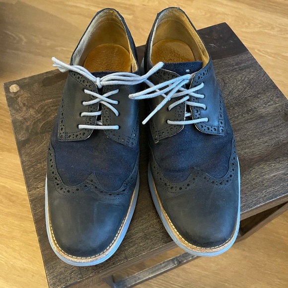 Cole Haan Wingtip - Picture 2 of 3
